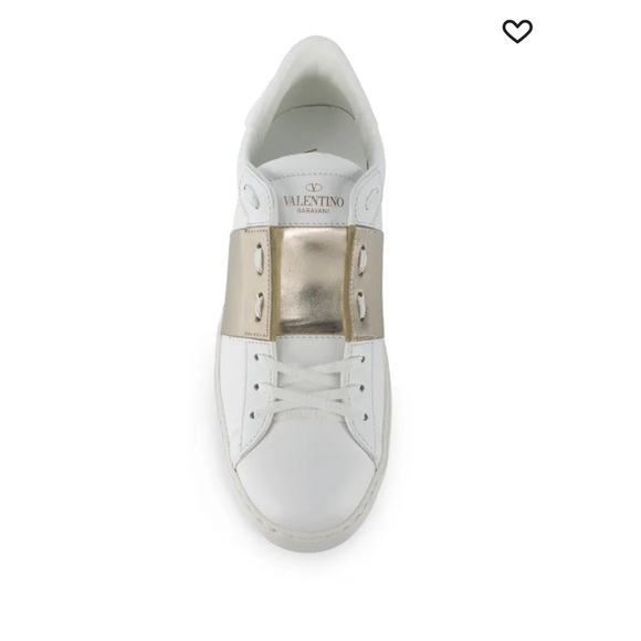 Valentino - Picture 12 of 12